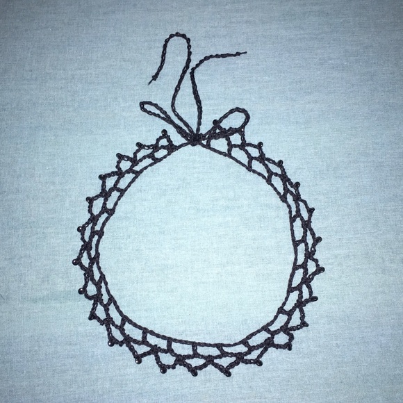 Hand Crafted Elegant Adjustable Choker - Picture 4 of 8